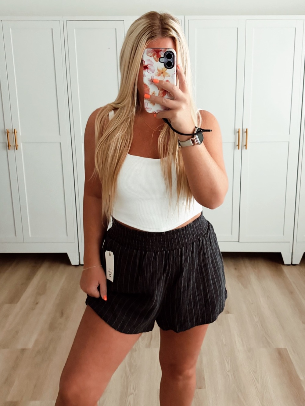 🆕 NWT billabong Ribbed Elastic Waist Black Pinstripe Women's Shorts